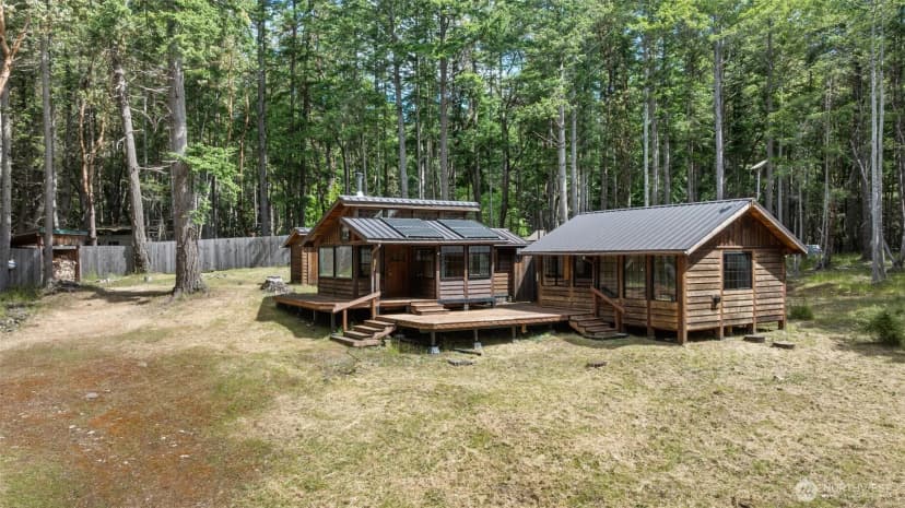 Property photo for 35 N Airport Way, Stuart Island photo 2
