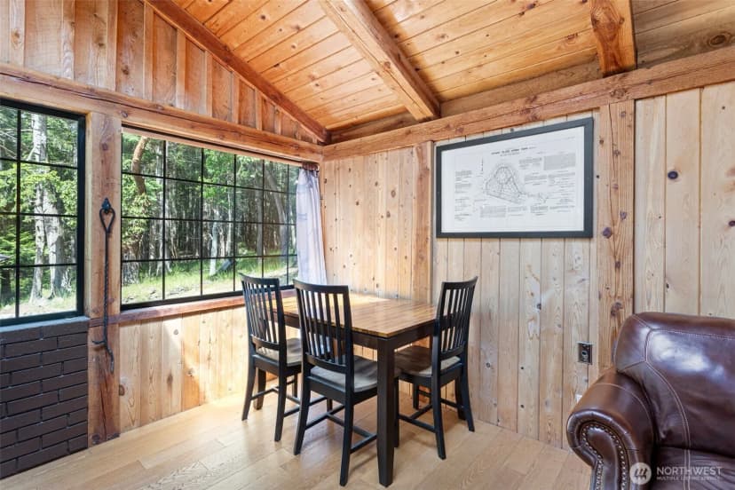 Property photo for 35 N Airport Way, Stuart Island photo 9