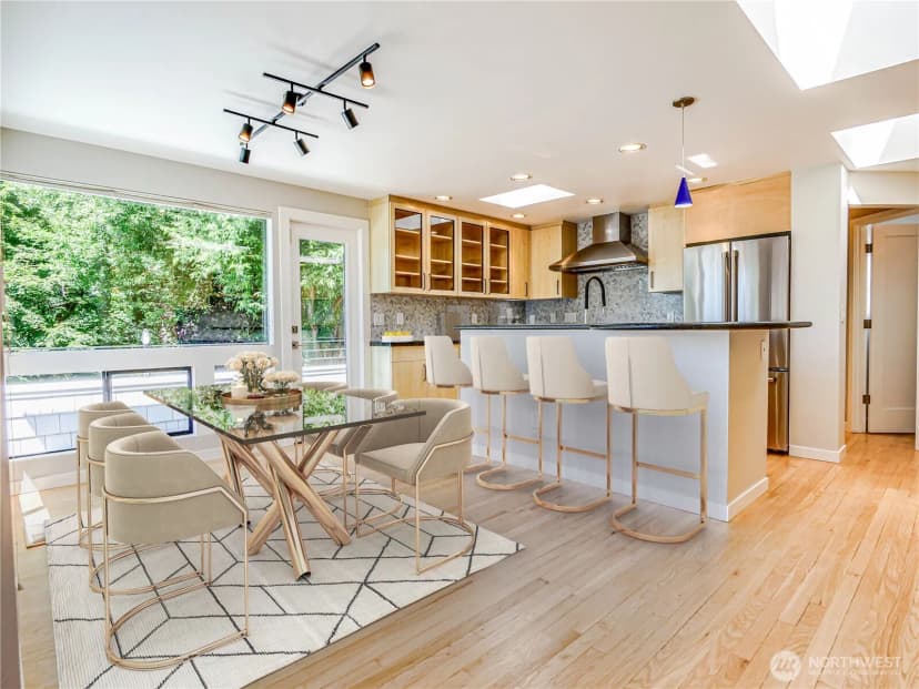 Property photo for 4441 53rd Avenue Sw, Seattle photo 10