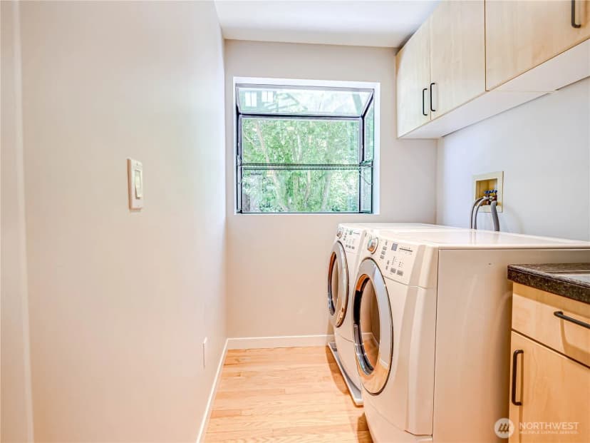 Property photo for 4441 53rd Avenue Sw, Seattle photo 16