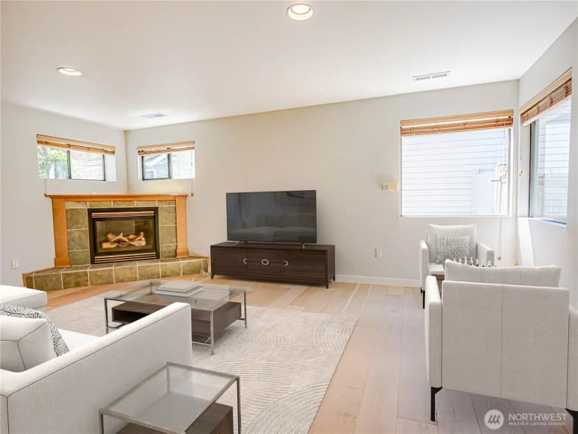 Property photo for 4441 53rd Avenue Sw, Seattle photo 27