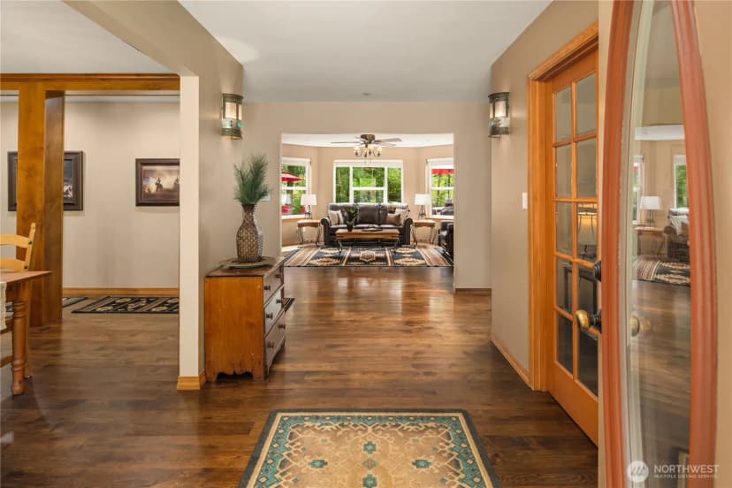 Property photo for 8524 353rd Avenue Ne, Carnation photo 6