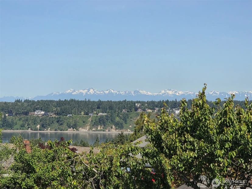 Property photo for 1260 S Karl Johan Avenue, Tacoma photo 38