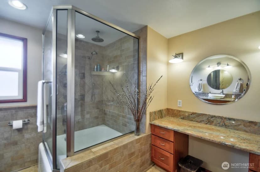 Property photo for 1260 S Karl Johan Avenue, Tacoma photo 30
