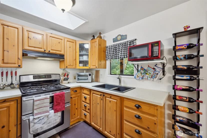 Property photo for 658 E Pitcairn Place, Shelton photo 17