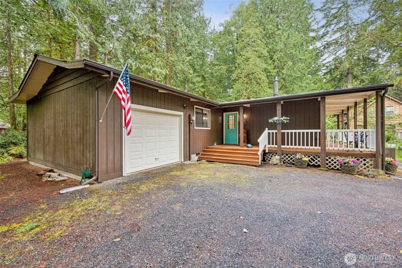Property photo for 658 E Pitcairn Place, Shelton photo 7