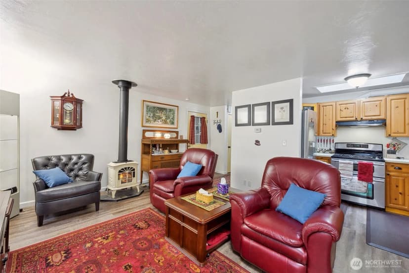 Property photo for 658 E Pitcairn Place, Shelton photo 21