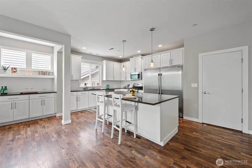 Property photo for 20506 80th Street E, Bonney Lake photo 7