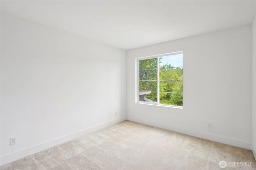 Property photo for 5602 13th Street Ct Ne, Tacoma photo 26