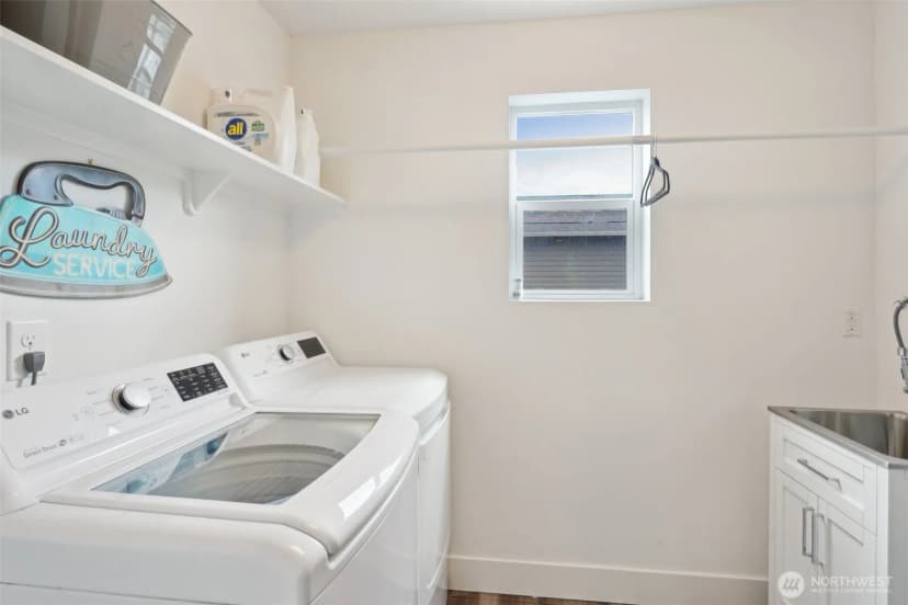 Property photo for 5602 13th Street Ct Ne, Tacoma photo 27