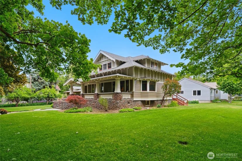 Property photo for 411 S 1st Street, Dayton