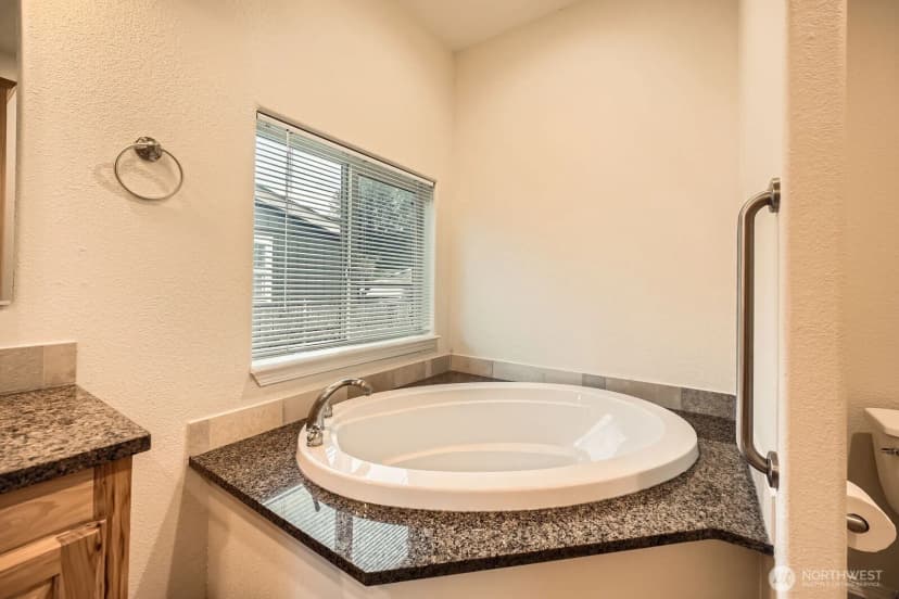 Property photo for 12416 143rd Avenue E, Puyallup photo 17
