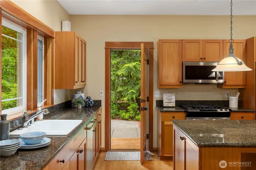 Property photo for 14157 Komedal Road Ne, Bainbridge Island photo 18