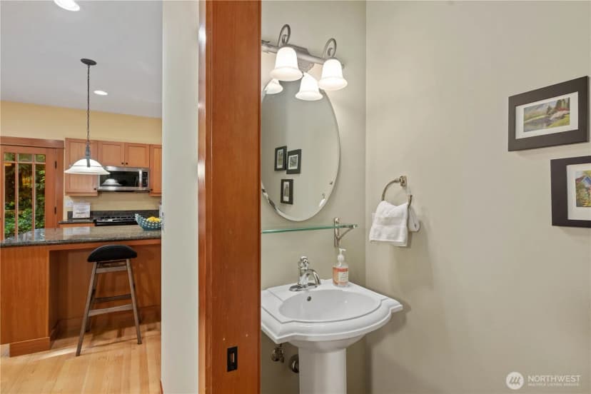Property photo for 14157 Komedal Road Ne, Bainbridge Island photo 21