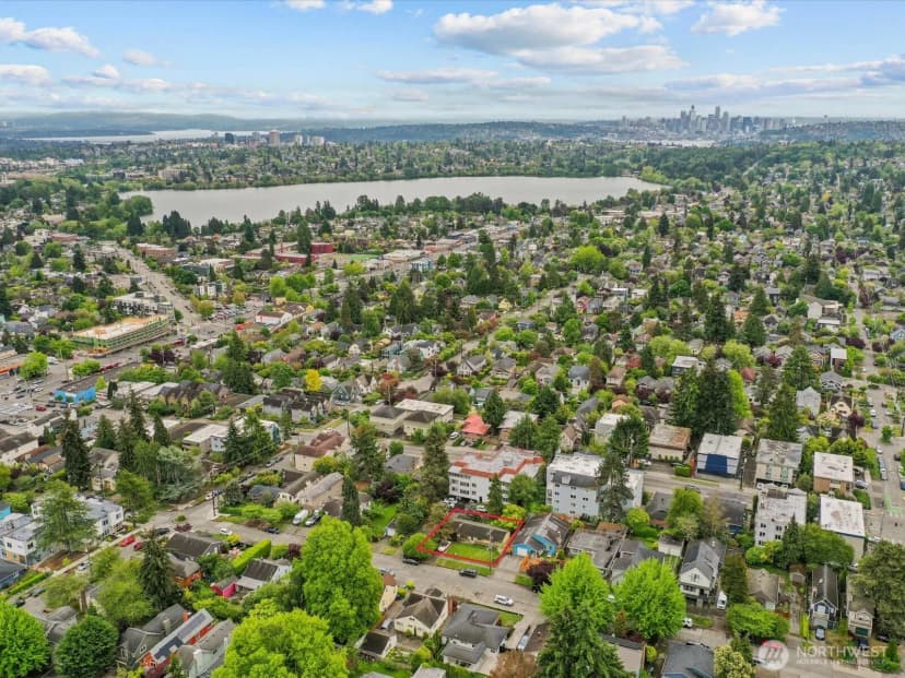 Property photo for 731 N 86th Street, Seattle photo 11