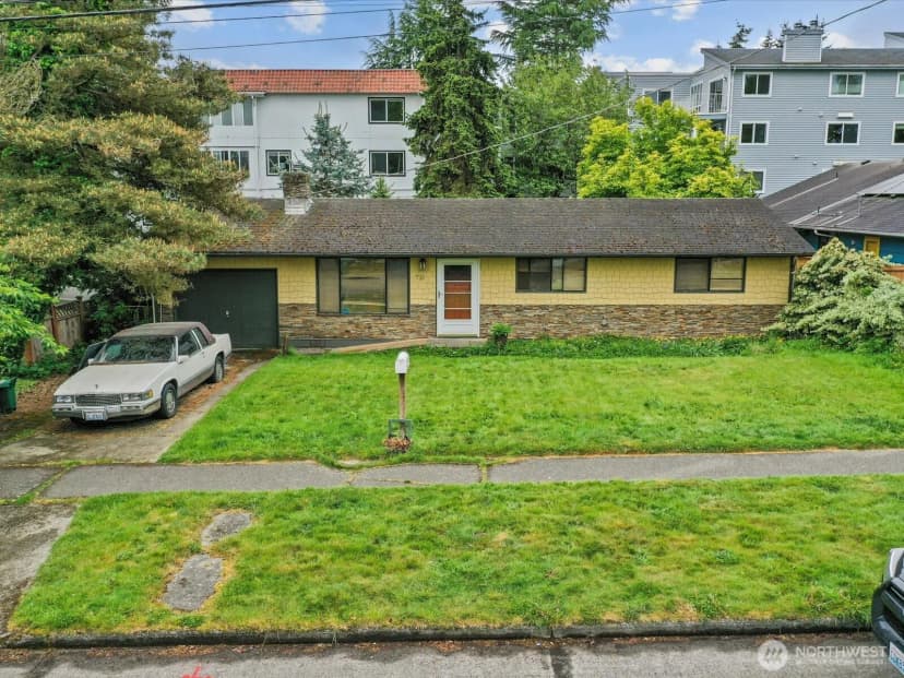 Property photo for 731 N 86th Street, Seattle photo 9