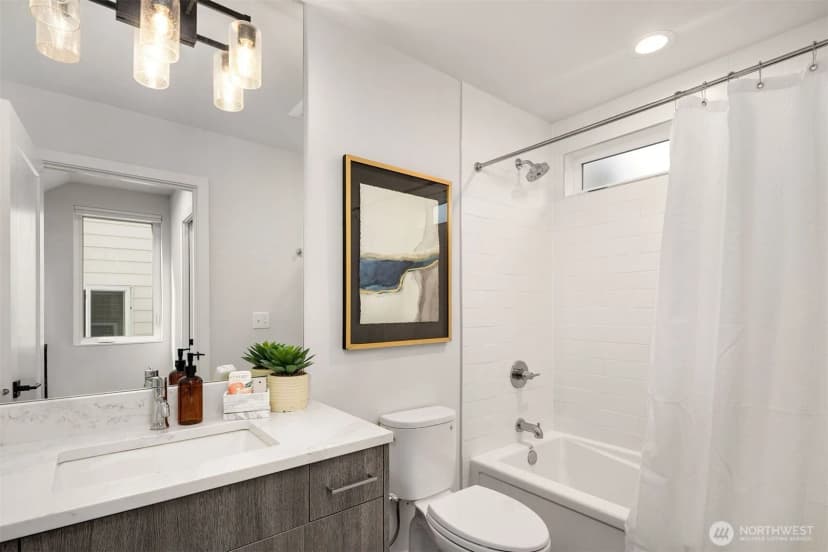Property photo for 919 N 103rd Street #a, Seattle photo 24