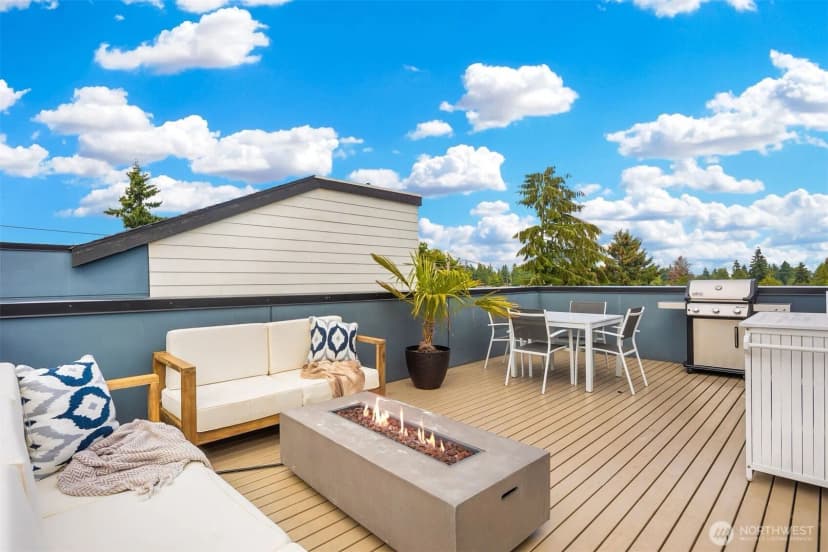 Property photo for 919 N 103rd Street #a, Seattle