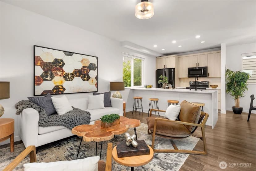 Property photo for 919 N 103rd Street #a, Seattle photo 6
