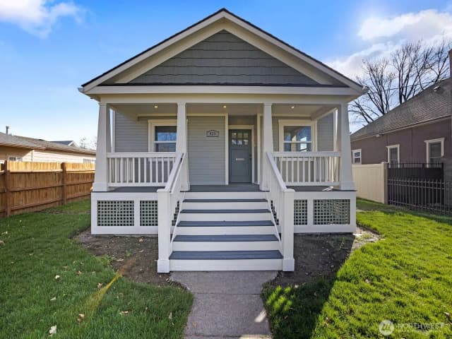 Property photo for 825 S 3rd Avenue, Walla Walla photo 2