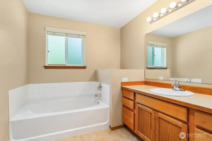 Property photo for 8729 Row Lane Se, Port Orchard photo 13