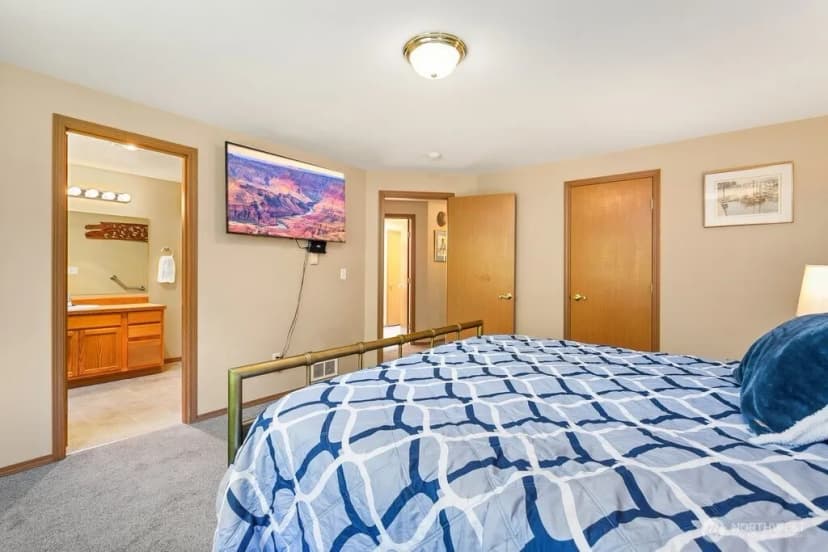 Property photo for 8729 Row Lane Se, Port Orchard photo 12