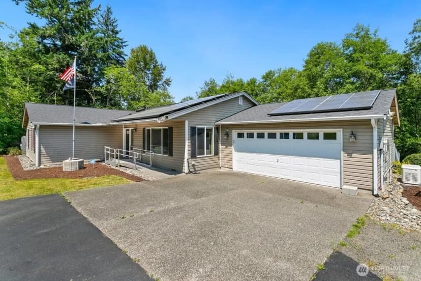 Property photo for 8729 Row Lane Se, Port Orchard photo 2