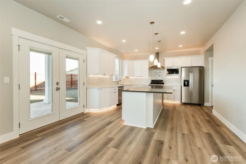 Property photo for 400 E Heatherstone Court, Ellensburg photo 12