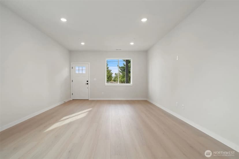 Property photo for 669 W Hendrickson #7, Sequim photo 6