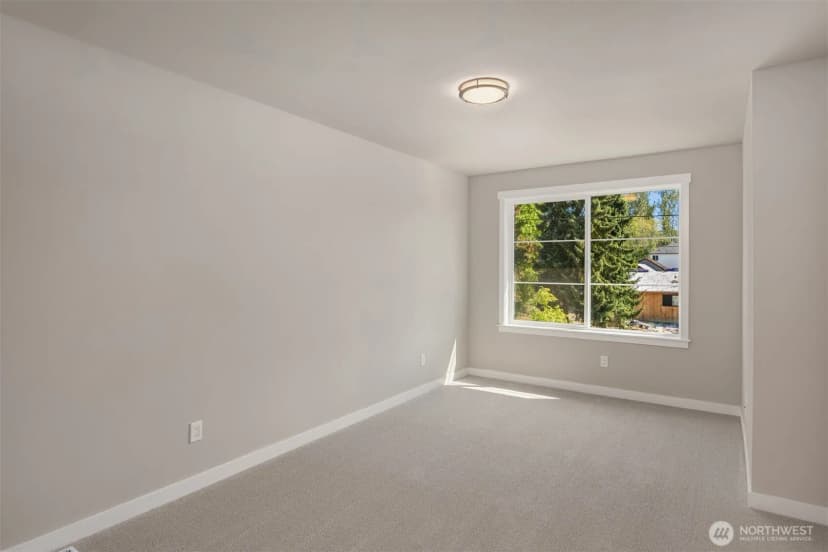 Property photo for 7627 10th Street Se, Lake Stevens photo 12