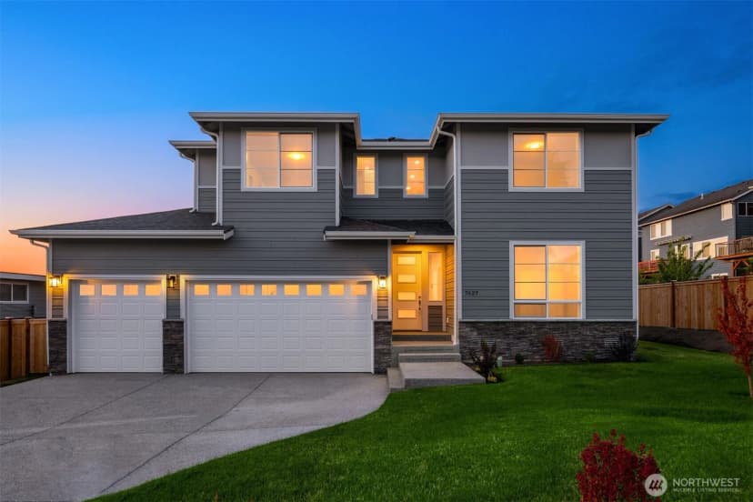 Property photo for 7627 10th Street Se, Lake Stevens