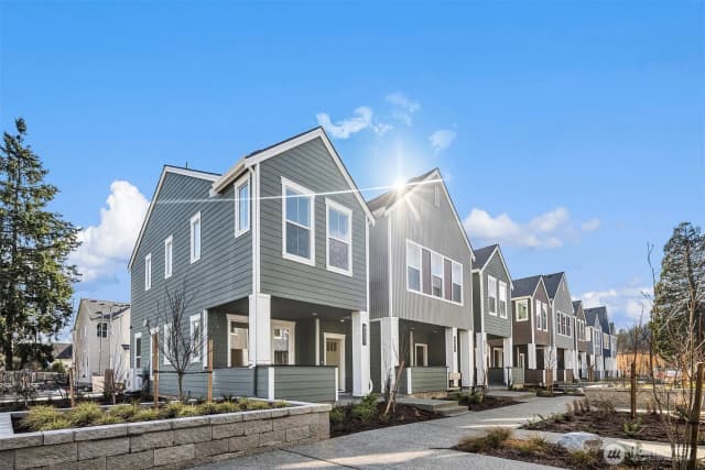 Property photo for 4221 Mckinley Lot 33 Avenue, Carnation photo 2