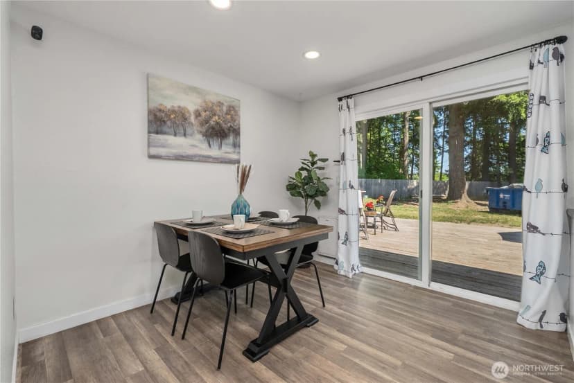 Property photo for 31128 151st Avenue Se, Kent photo 10