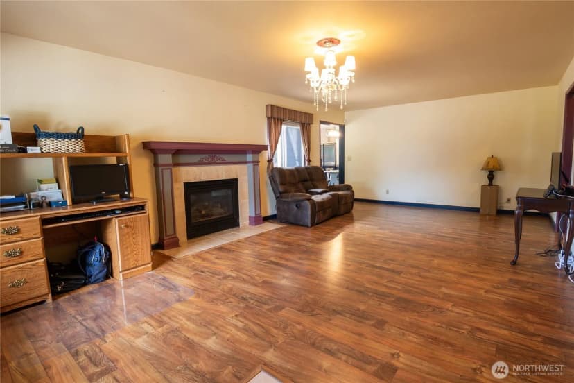 Property photo for 241 9th Street, Blaine photo 21