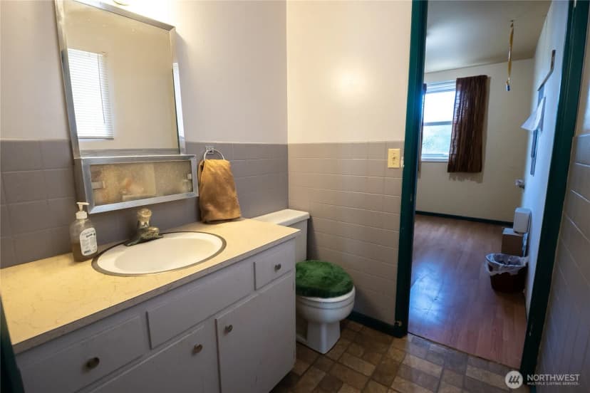 Property photo for 241 9th Street, Blaine photo 29