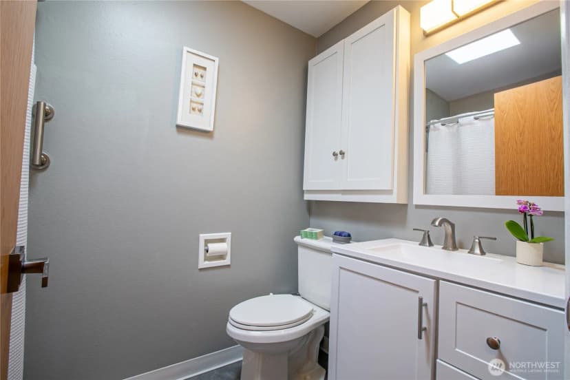 Property photo for 8302 41st Street W, University Place photo 16