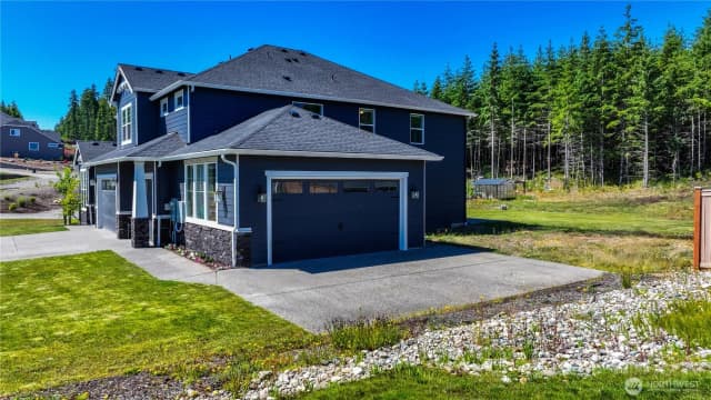 Property photo for 5499 Skyfall Place Nw, Bremerton photo 2