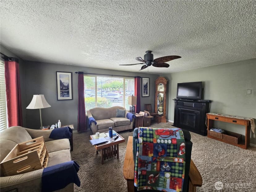 Property photo for 132 S Fleet Street, Montesano photo 2