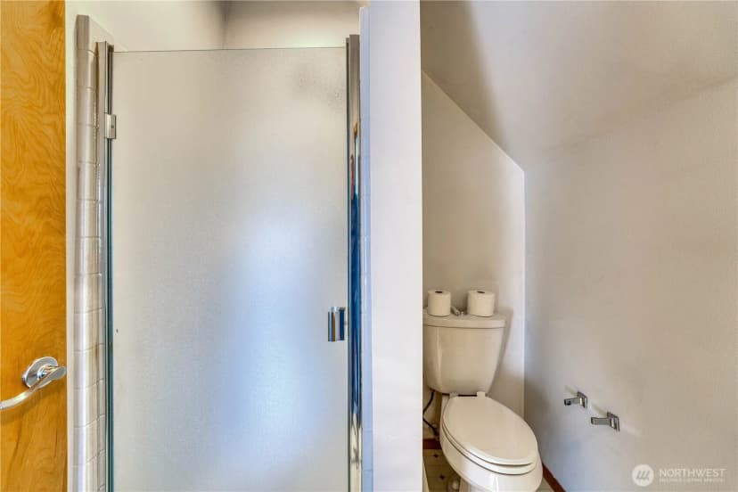 Property photo for 5011 81st Street Sw, Lakewood photo 33