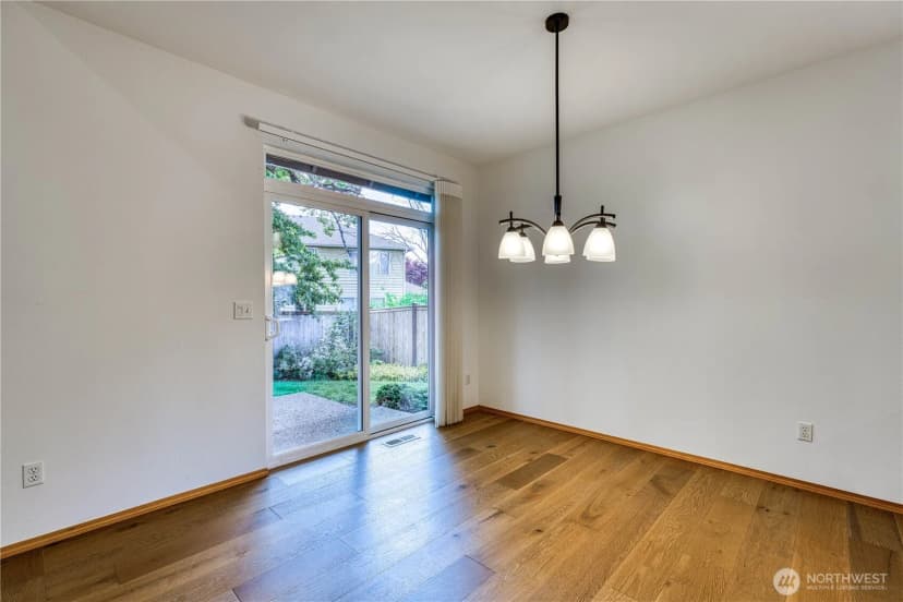 Property photo for 5011 81st Street Sw, Lakewood photo 10