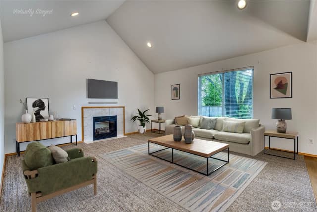 Property photo for 5011 81st Street Sw, Lakewood photo 2