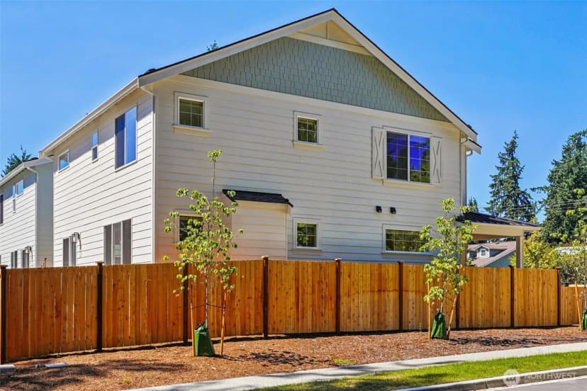 Property photo for 8008 222nd Street Sw, Edmonds photo 39