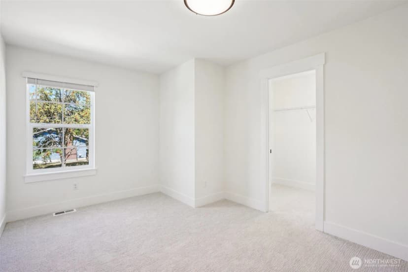 Property photo for 8008 222nd Street Sw, Edmonds photo 28