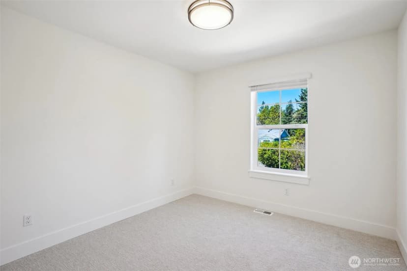 Property photo for 8008 222nd Street Sw, Edmonds photo 25