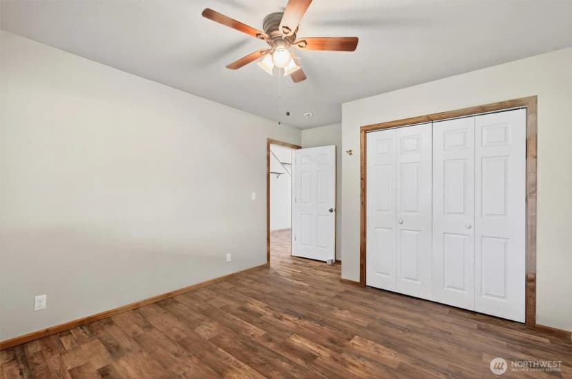Property photo for 80 Irving Street, Cathlamet photo 13