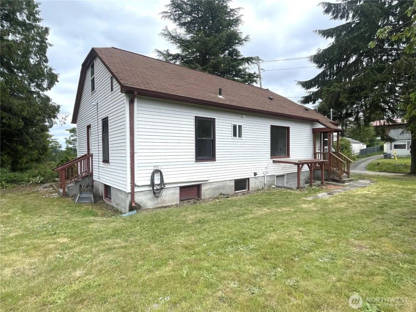 Property photo for 3114 13th Street, Bremerton photo 34