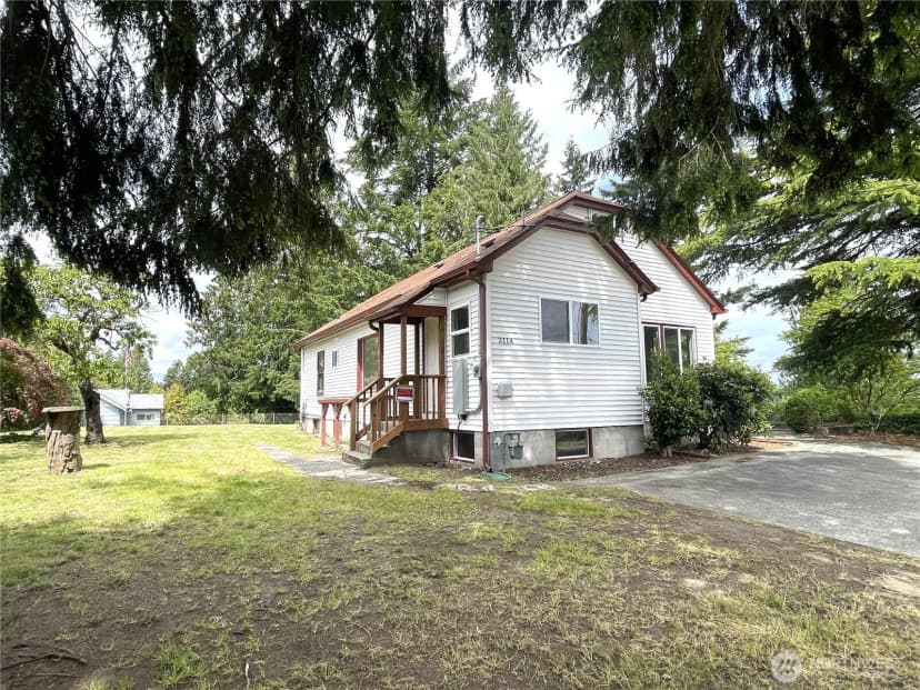 Property photo for 3114 13th Street, Bremerton photo 31