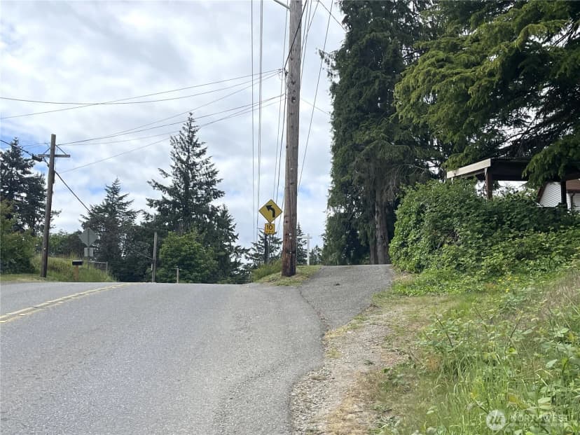 Property photo for 3114 13th Street, Bremerton photo 27