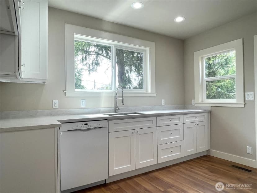 Property photo for 3114 13th Street, Bremerton photo 10
