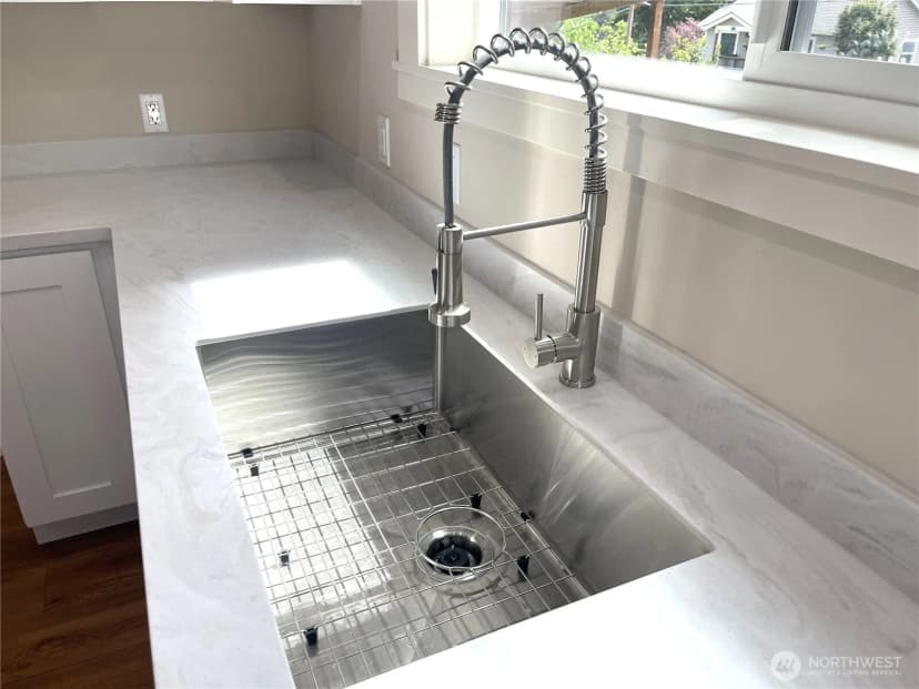 Property photo for 3114 13th Street, Bremerton photo 7